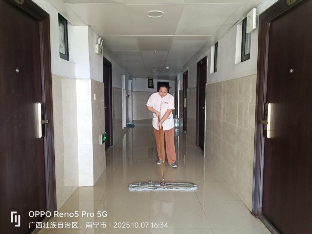 c2606b52d7adceefe8b603b42bd10540