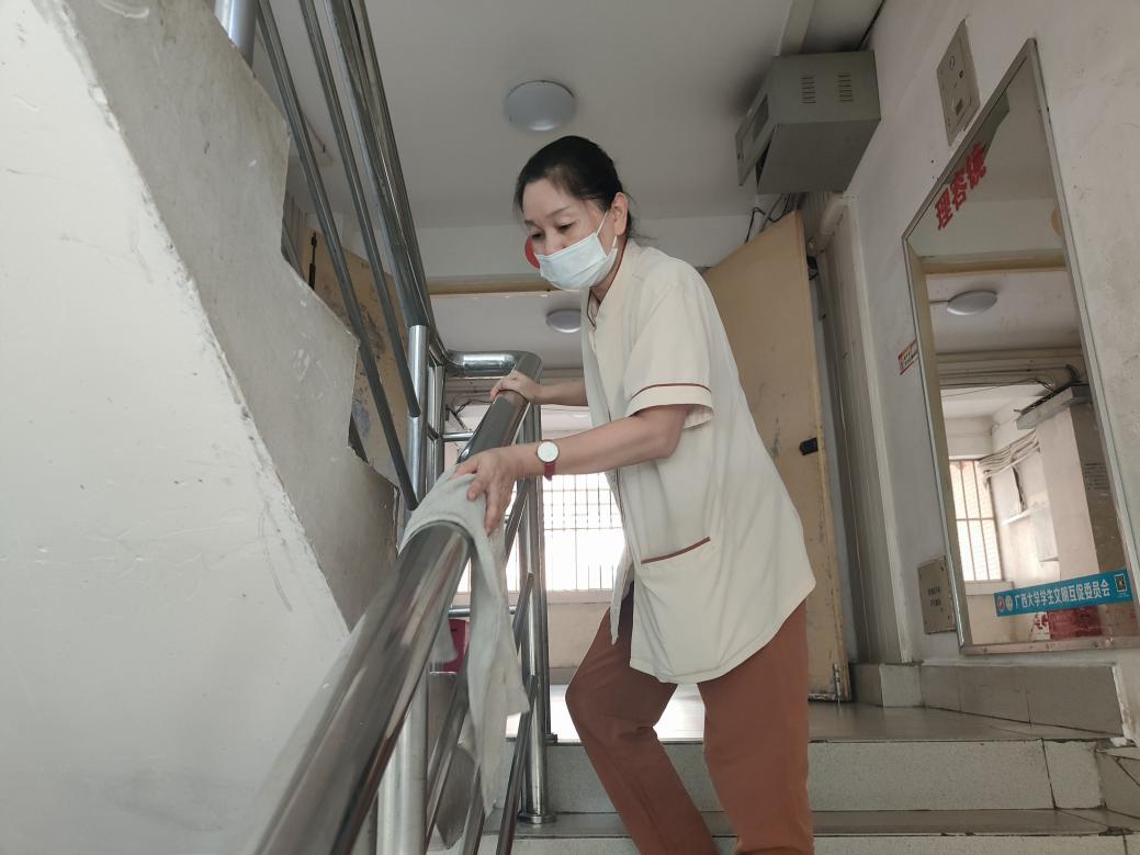 c2d7ecaef6c4e63a813465d195dc83dc