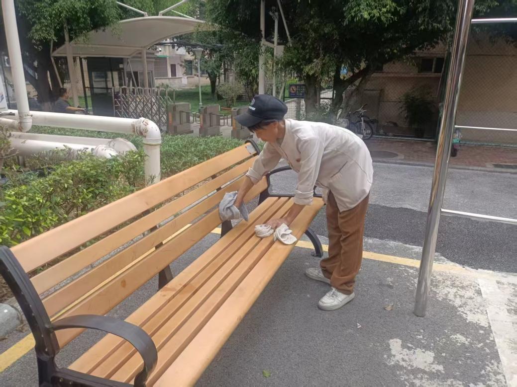 96d132319f8ef83811335d5bc1e13097