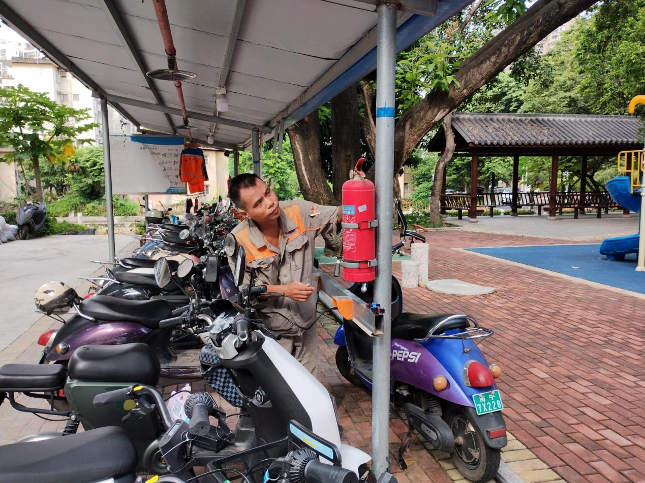 7075311c888e2847b9d7295ed62122a