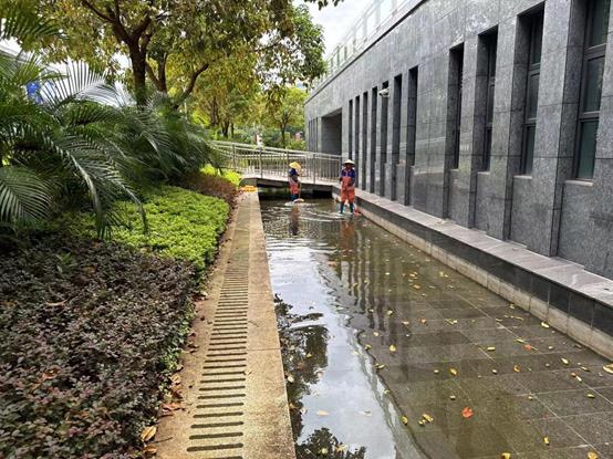 ba71979d27cdf3ce7cf35d81d86cb48